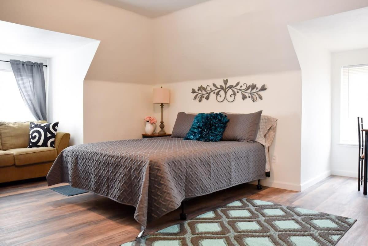 Unwind In A Bright Comfortable Apartment For 3 بيتسبرغ المظهر الخارجي الصورة