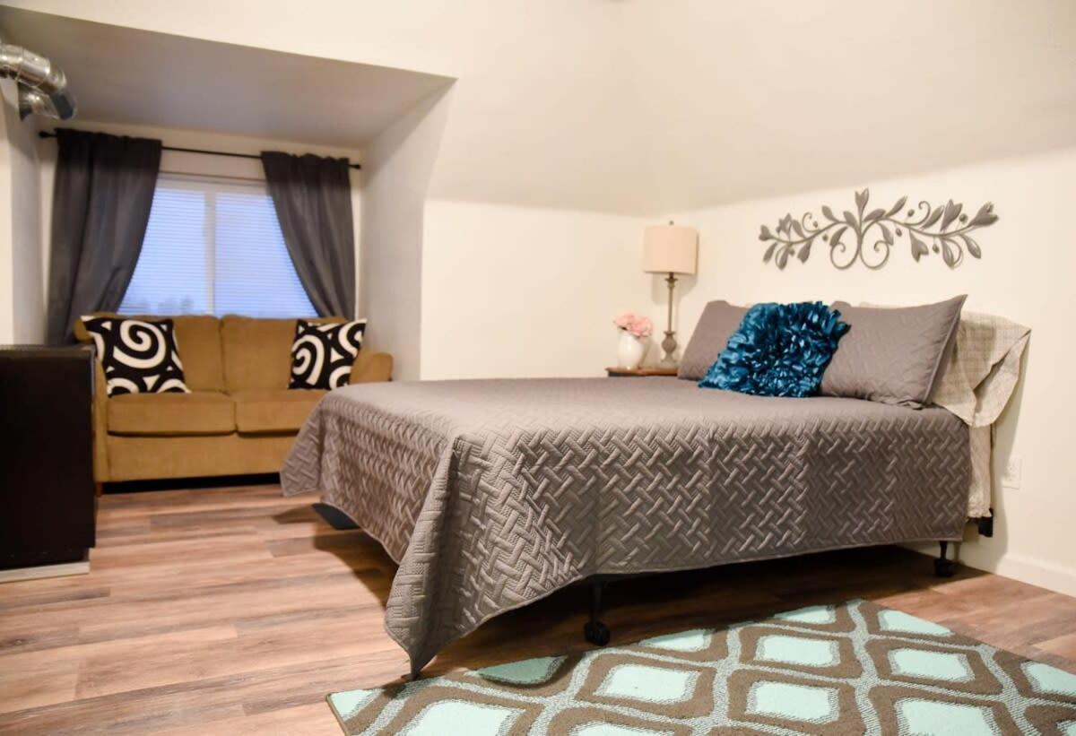 Unwind In A Bright Comfortable Apartment For 3 بيتسبرغ المظهر الخارجي الصورة