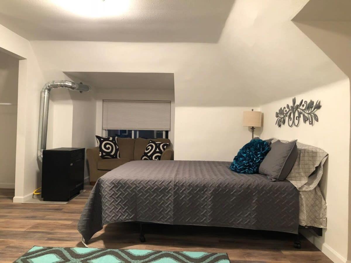 Unwind In A Bright Comfortable Apartment For 3 بيتسبرغ المظهر الخارجي الصورة