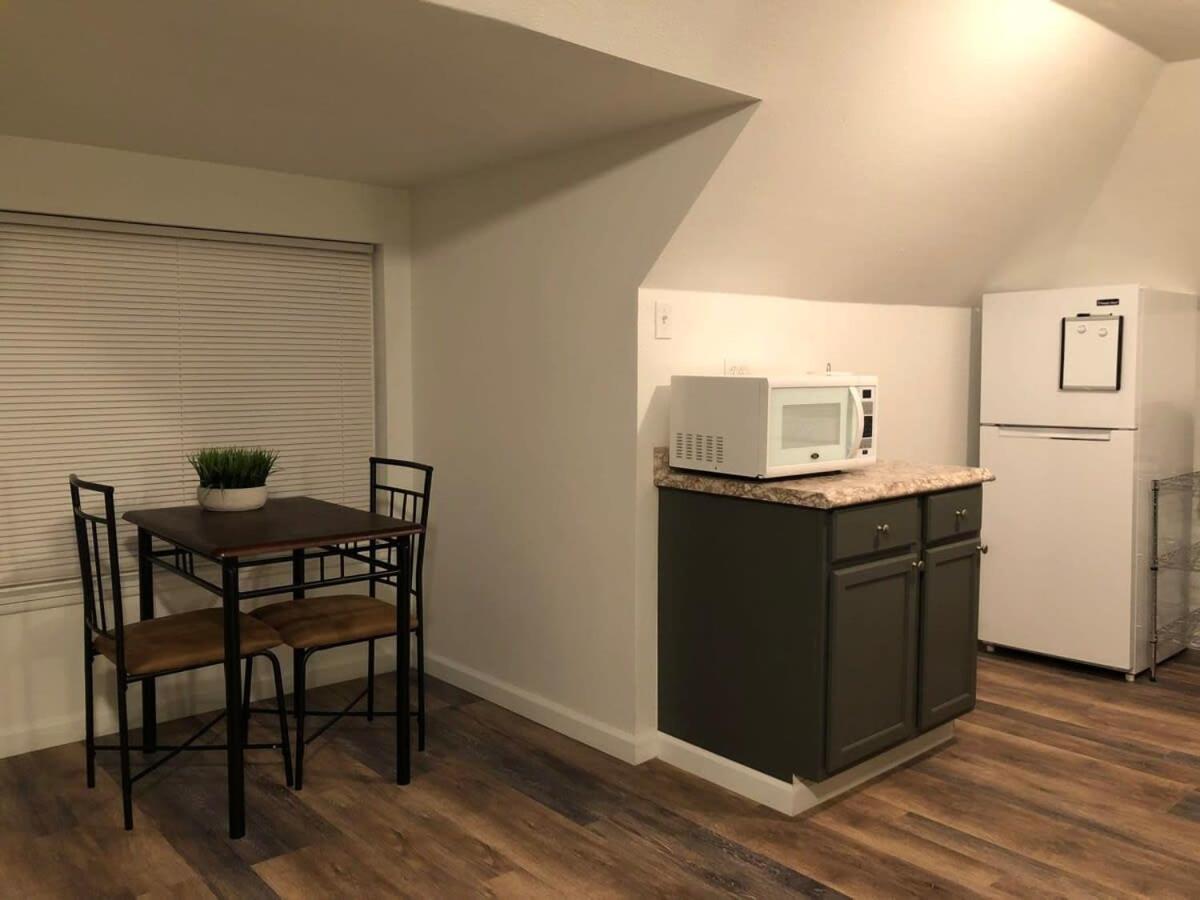 Unwind In A Bright Comfortable Apartment For 3 بيتسبرغ المظهر الخارجي الصورة